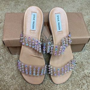 IRIDESCENT SPIKE Steve Madden sandals WORN TWICE / like new! Size 9.5